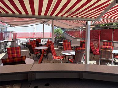 Im Gastgarten wird am 20. Juni ein Dämmerschoppen mit den „Nussbaumbuam“ veranstaltet.