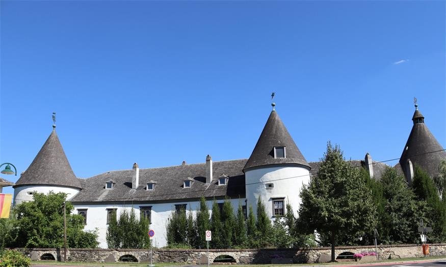 Im Rahmen der Sendereihe „Herrschaftszeiten!“steht diesmal das Schloss Kobersdorf im Fokus.