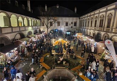 Im Schloss Kobersdorf findet am Wochenende wieder „Advent im Schloss“ statt - heuer zum 30. Mal. 