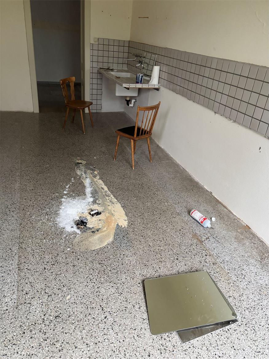 Im leerstehenden Gebäude des ehemaligen Marianums wurden einige Vandalenakte begangen. 