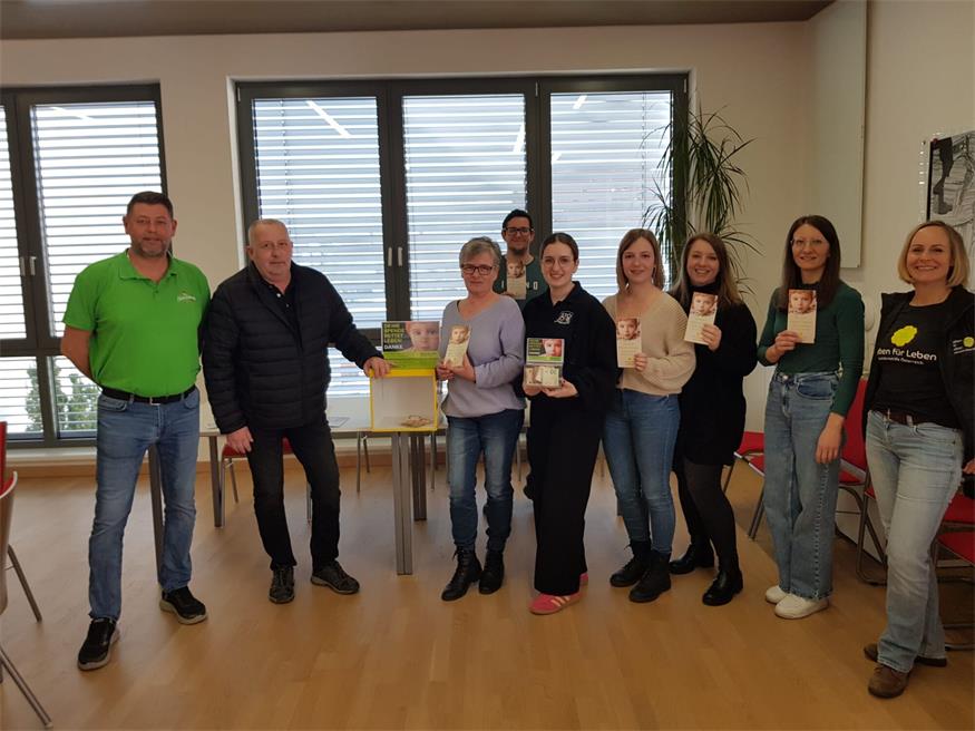In Stoob. Klaus Reingruber, Jürgen Bauer, Sylvia Bauer, Roman Fraunschiel, Nina Bauer, Lisa Bauer, Christina Sommer, Kristina Geissendorfer und Katarina Palatzky vom Verein „Geben für Leben“. 