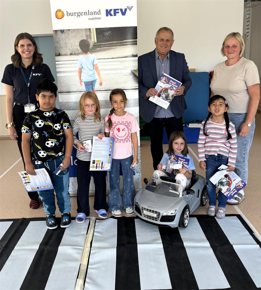 In den vergangenen Monaten haben die Kinder des Kindergartens Stinatz sehr viel zum Thema Verkehrserziehung gelernt und geübt.