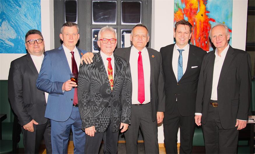 In der "Erbse": P. Erich Waclawski, Gerold Eder, Gerhard Weil, Gerhard Dreiszker, Rainer Windholz und Erwin Preiner.