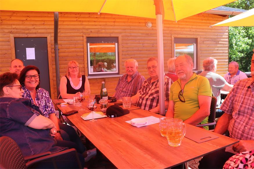 Most- und Weinheuriger im Obstsortengarten Weiss in Rohrbach