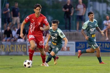 Ist er rechtzeitig fit? Gegen St. Margarethen musste Neudorfs Melvin Marton (l.) sicherheitshalber ausgetauscht werden. Der Oberschenkel zwickte, jetzt ist fürs Samstagspiel gegen Klingenbach fraglich.