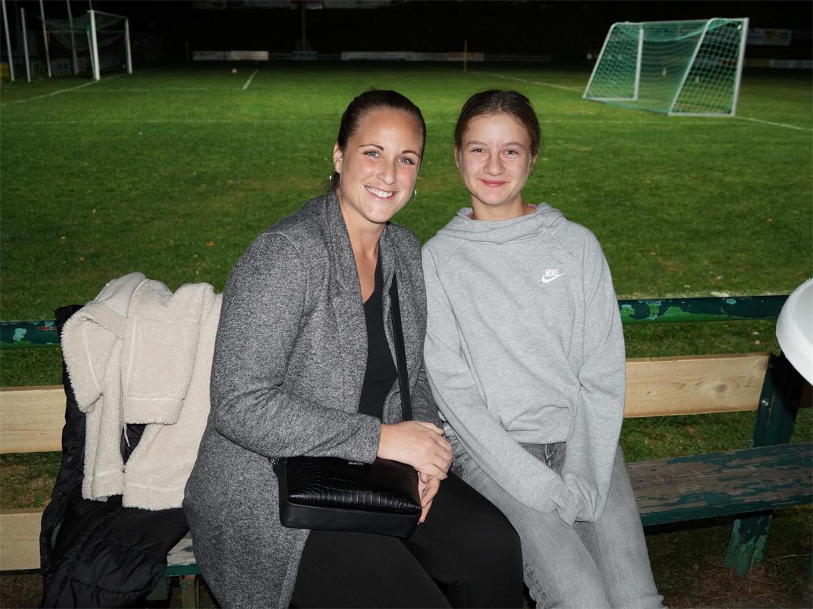 Jennifer Berger und Amelie Mahlfleisch.