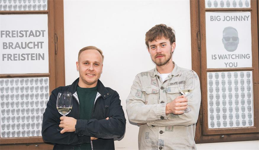 Johann Freiler bringt Erfahrung aus dem Hofgassl in Rust mit, Simon Steindl vom Familienbetrieb, dem Weingut Ernst Triebaumer.