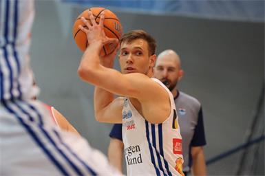 Jonathan Knessl und die Unger Steel Gunners Oberwart werfen am 27. September zur neuen Saison auf. 
