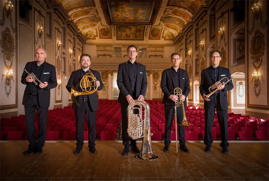 Blech trifft Holz, Hollywood trifft Walzer beim Brass Fest in Raiding
