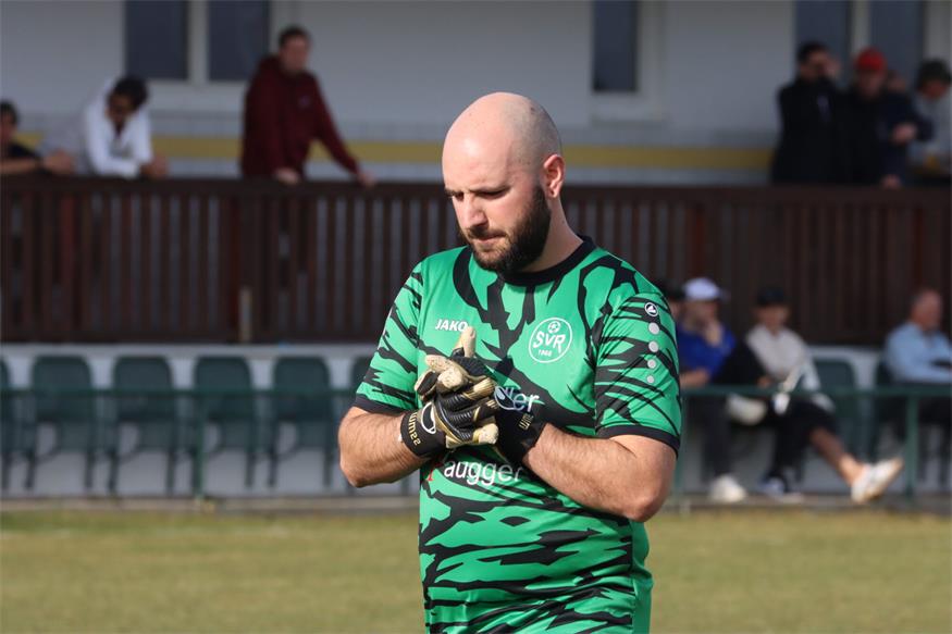 Jubel! Wolfgang Maurer feierte mit Rohrbrunn einen 2:1-Sieg in Wallendorf.