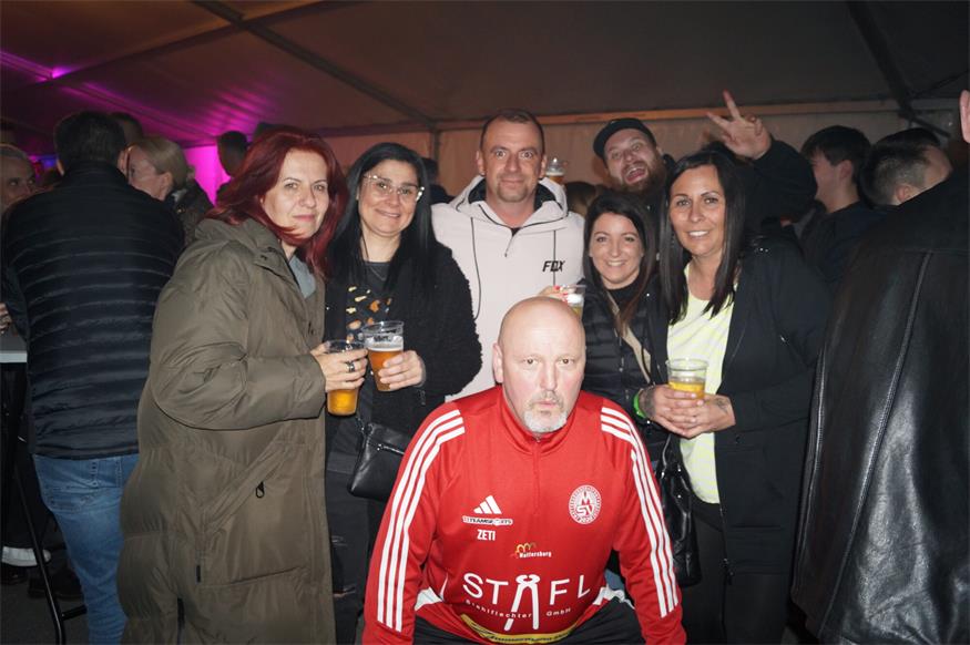 Kirtag in Mattersburg: Fußball, Freibier und beste Festzeltstimmung