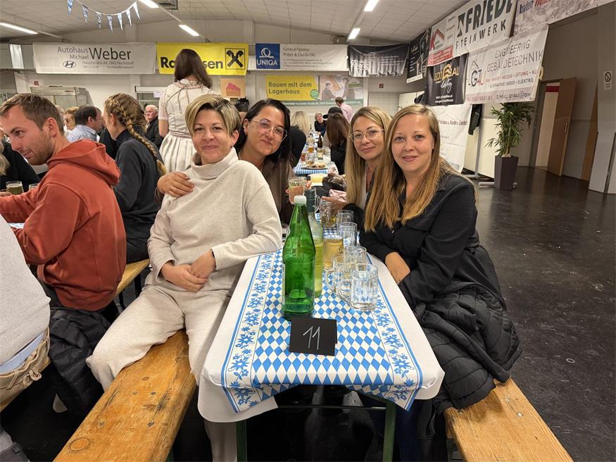 Beste Stimmung beim Lackendorfer Oktoberfest