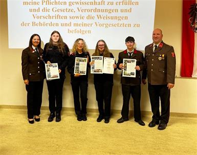 Junge Feuerwehrleute wurden in den Aktivstand übernommen.