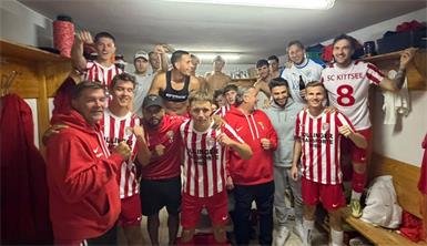 Kabinenparty. Und das am Mittwoch - Kittsee schlägt Wimpassing 3:0. 