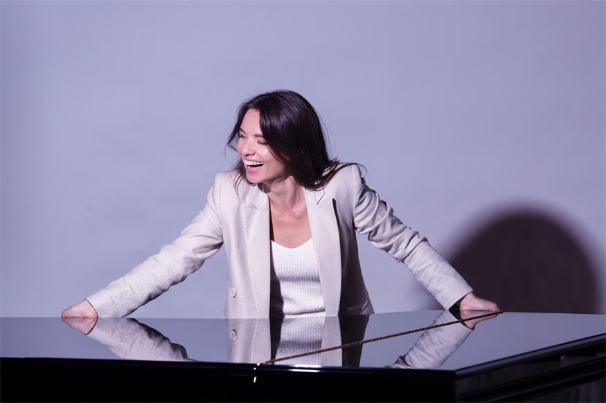 Kateryna Titova. Die vielseitige Pianistin und Arist in Residence ist bekannt für ihr lebendiges Spiel. 