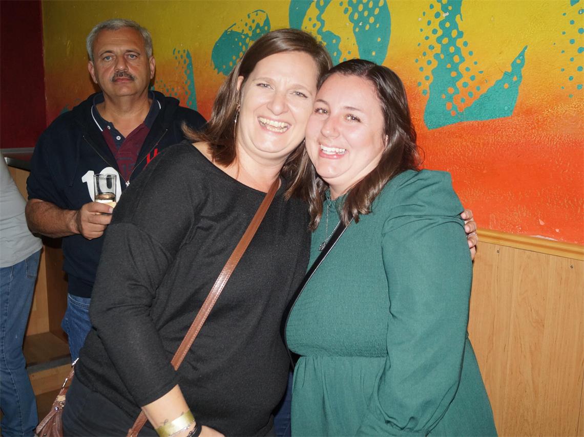 Katrin Koch und Sabrina Benczak hatten einen schönen Abend in Wiesen. 