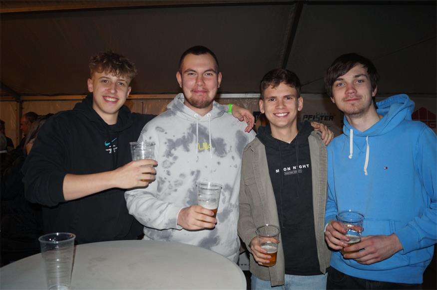 Kirtag in Mattersburg: Fußball, Freibier und beste Festzeltstimmung