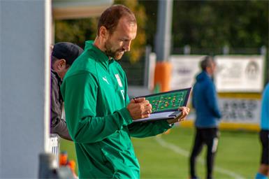 Klingenbachs Trainer Thomas Klemenschitz notierte neun Punkte aus drei Rückrunden-Spielen
