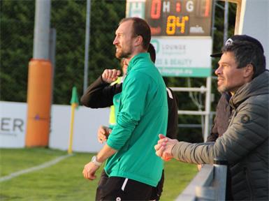 Klingenbachs Trainer Thomas Klemenschitz war mit dem Auftritt seiner Spieler gegen Oberpullendorf zufrieden