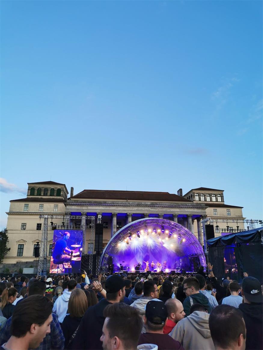 FäaschtBänkler spielten „Lieblingslieder“ im Schlosspark Eisenstadt