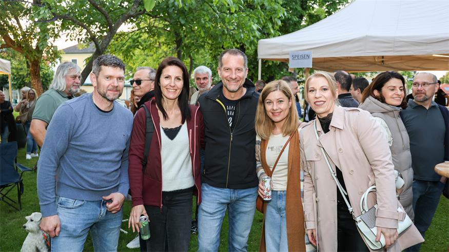 Partystimmung am Dorfanger Lorettos