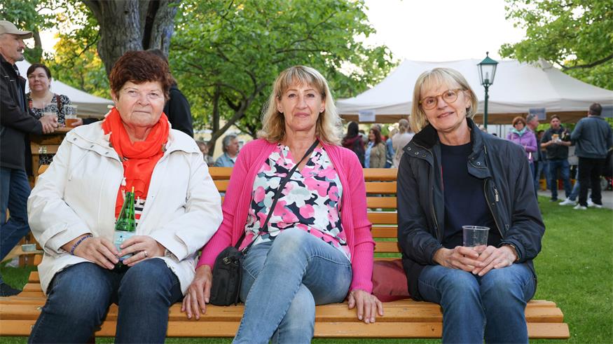 Partystimmung am Dorfanger Lorettos