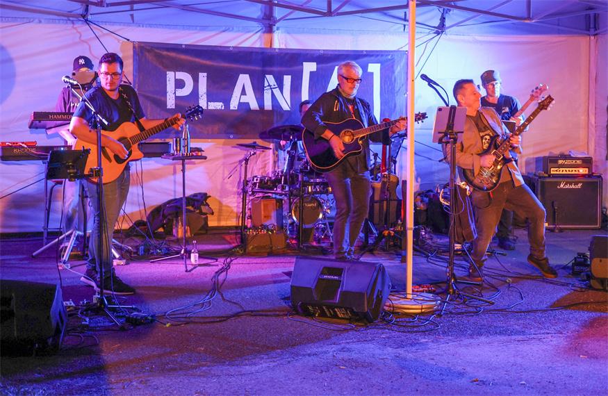 Partystimmung am Dorfanger Lorettos