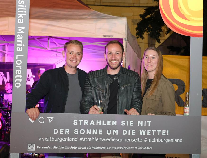Partystimmung am Dorfanger Lorettos