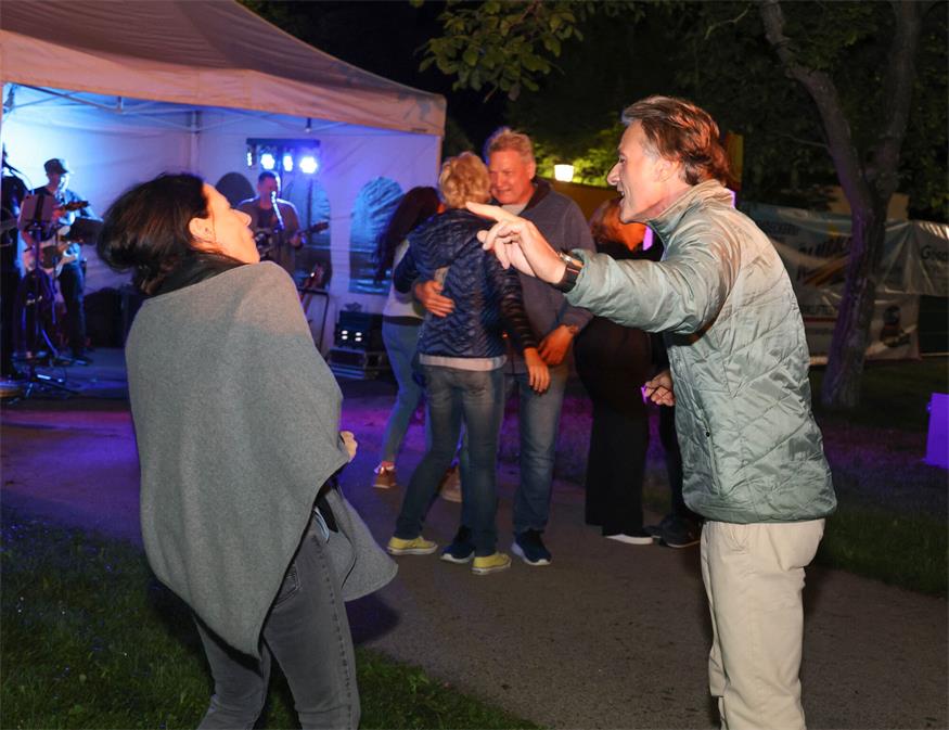 Partystimmung am Dorfanger Lorettos