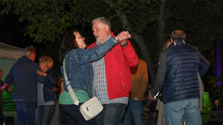 Partystimmung am Dorfanger Lorettos