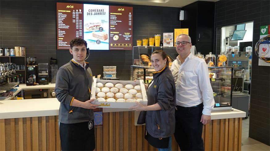 Betriebe im Bezirk Oberpullendorf mit leckeren BVZ-Krapfen überrascht