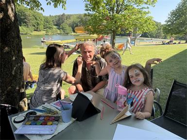 Kurt Hofer und sein Team machten aus dem Sonnensee ein spielerisches Paradies.