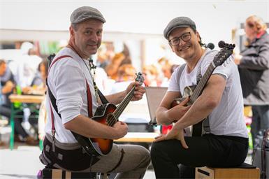 LUTZMANNSBURG Im Rahmen von „Montags im Hof“ ist am 24. August die „Eidaxl Combo“ im Weingut Rohrer zu Gast. Beginn ist um 18 Uhr. 