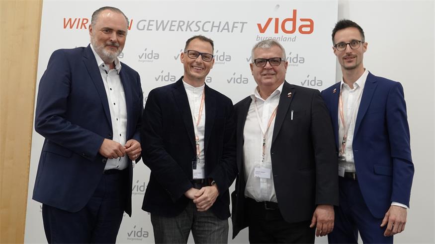 Landeshauptmann Hans Peter Doskozil, Neo-Vorsitzender der Gewerkschaft vida, Berend Tusch, mit seinem Vorgänger Erich Mauersics, sowie Landesgeschäftsführer Oliver Krumpeck.