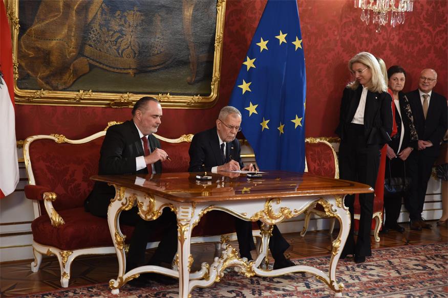 Angelobung: Doskozil bei Van der Bellen in der Hofburg