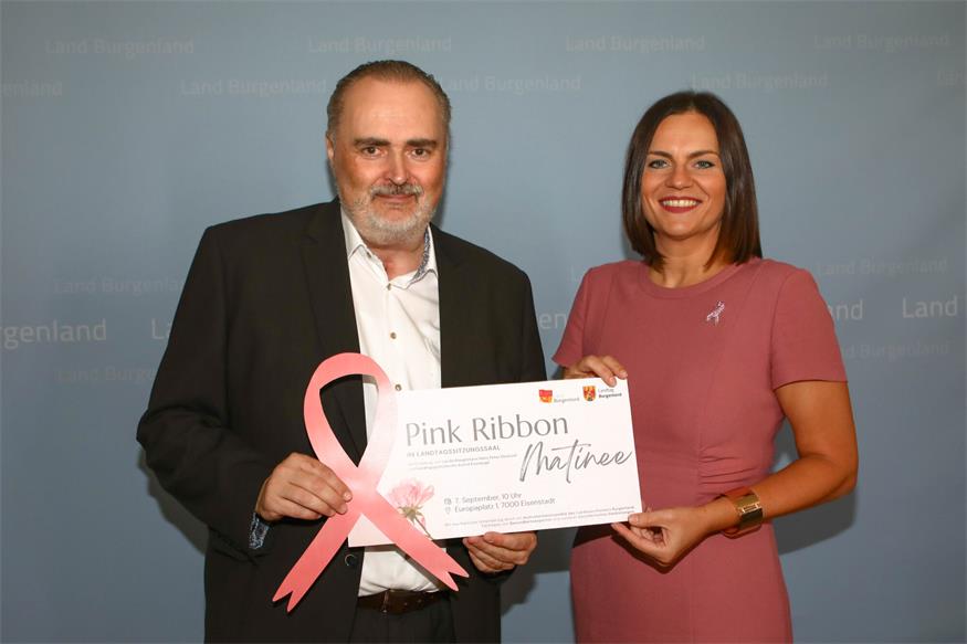Landeshauptmann Hans Peter Doskozil und Landtagspräsidentin Astrid Eisenkopf laden zur ersten Pink Ribbon Matinee nach Eisenstadt in den Landtagssitzungssaal.