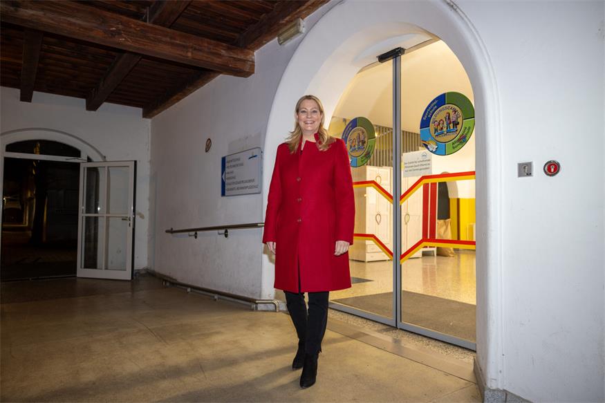 Landesrätin Daniela Winkler nutzte den vorgezogenen Wahltag zur Stimmabgabe.