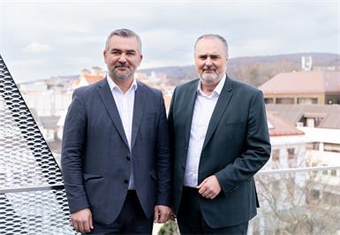 Landesrat Heinrich Dorner (l.) - im Bild mit Landeshauptmann Hans Peter Doskozil - erhielt in seiner Heimatgemeinde Lackenbach 149 Vorzugsstimmen auf der Landesliste und 252 auf der Bezirksliste.