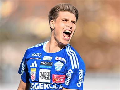 Lautstarkes Ausrufezeichen. Marco Hoffmann (22) schoss seinen ersten Triplepack in der Bundesliga und damit Hartberg zum 4:3-Sieg gegen Austria Lustenau.GEPA /Avni Retkoceri