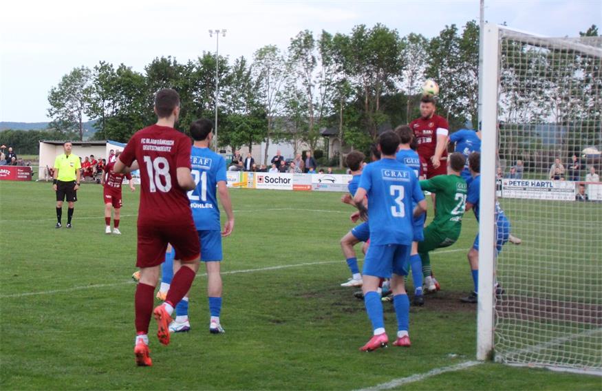 Die Leithaprodersdorfer Jungspunde hielten sich lang gut, verloren aber 0:2