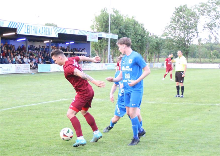 Die Leithaprodersdorfer Jungspunde hielten sich lang gut, verloren aber 0:2