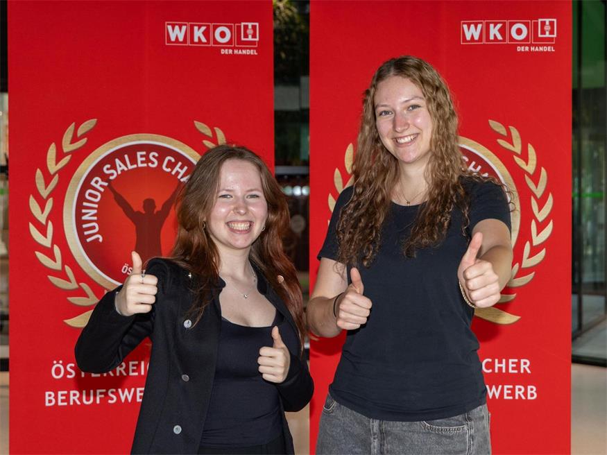 Lena Sophie Surböck und Johanna Maria Schütz (v. l.).