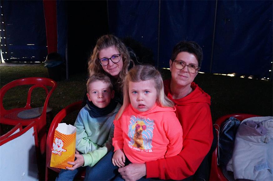 Der Circus Vegas begeisterte Marz mit spannendem Programm