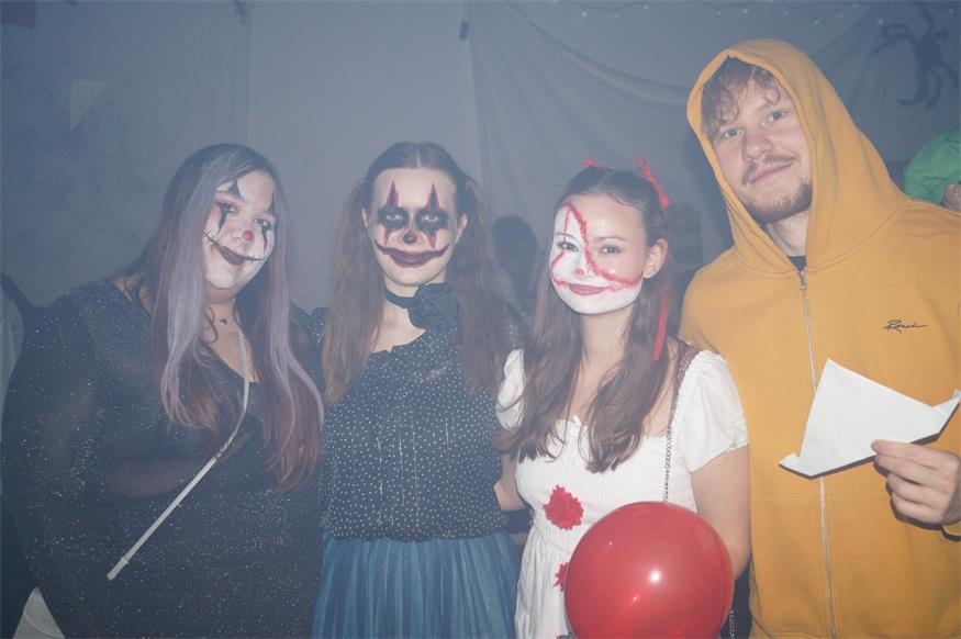 Gänsehaut und Partystimmung beim Halloween-Spektakel in Pöttsching