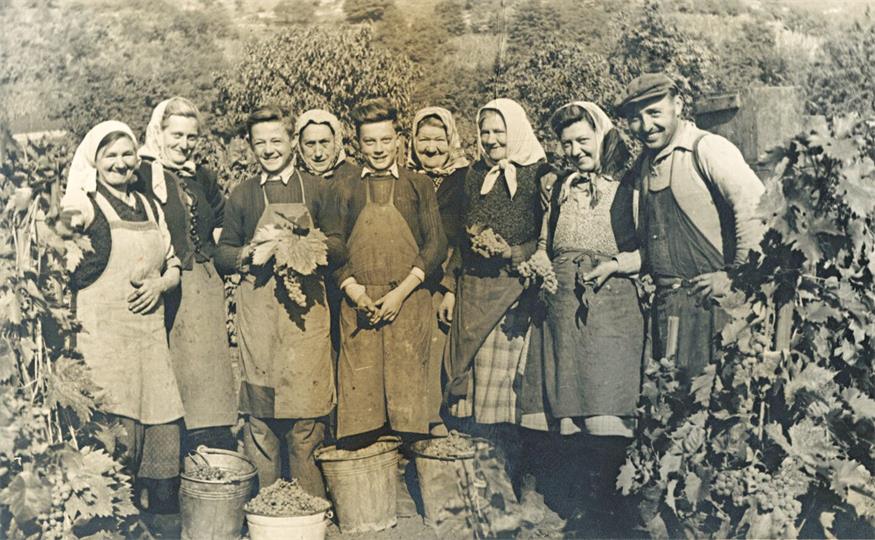 Lesegruppe in den 1960er Jahren.