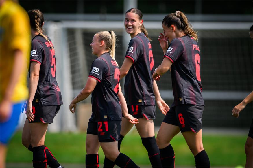 Leverkusen-Angreiferin Valentina Mädl muss weiter auf ihren ersten Einsatz im Nationalteam warten