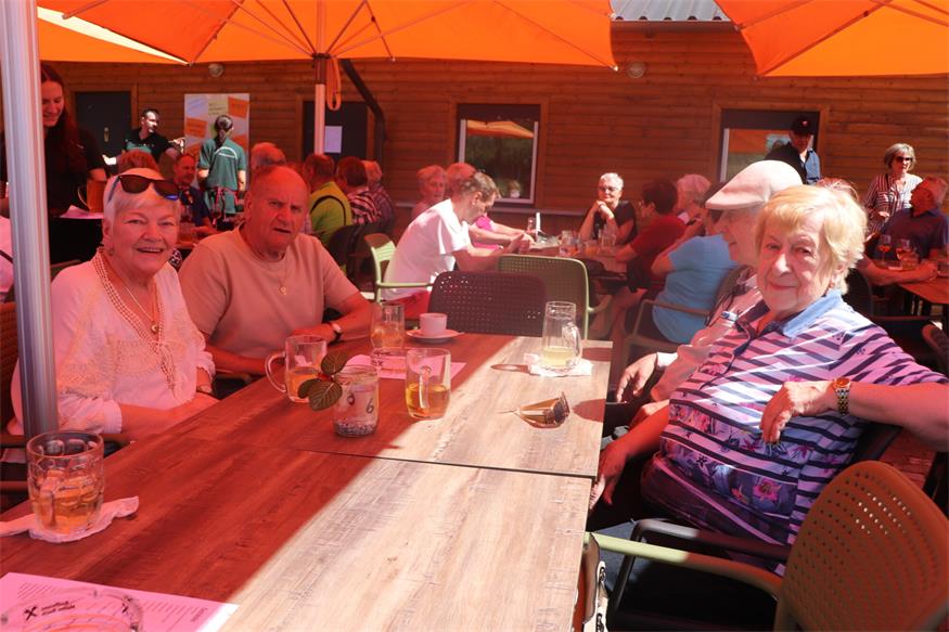 Most- und Weinheuriger im Obstsortengarten Weiss in Rohrbach