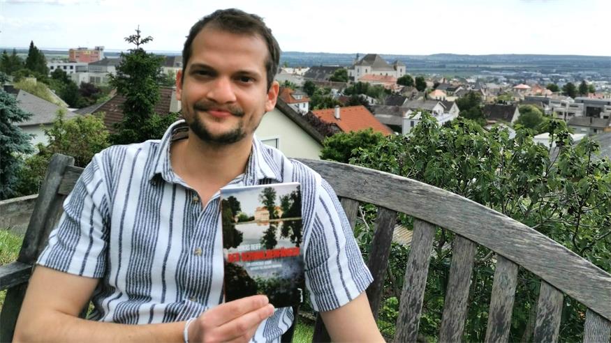 Lukas Reiff präsentiert seinen Eisenstadt-Krimi.