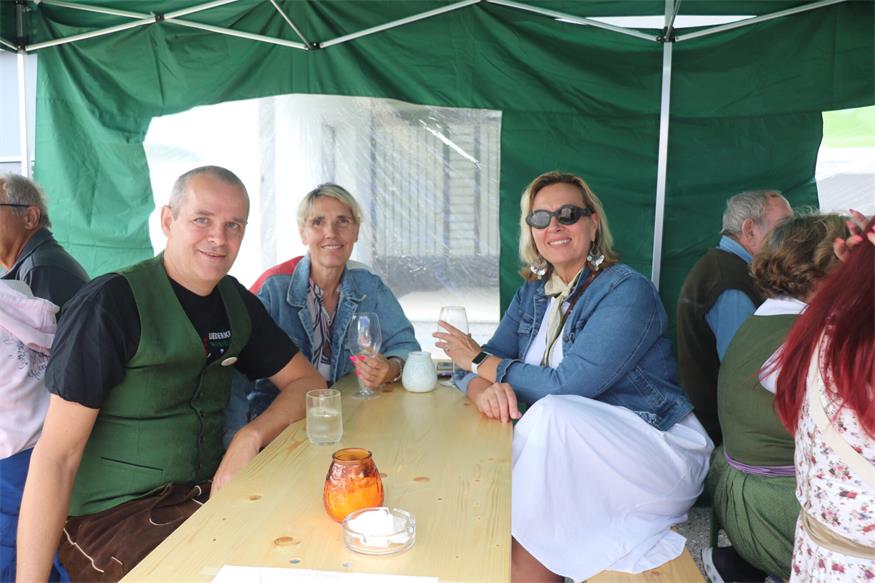 Neudörfler Dorffest: Hauptstraße verwandelte sich erneut in Festmeile