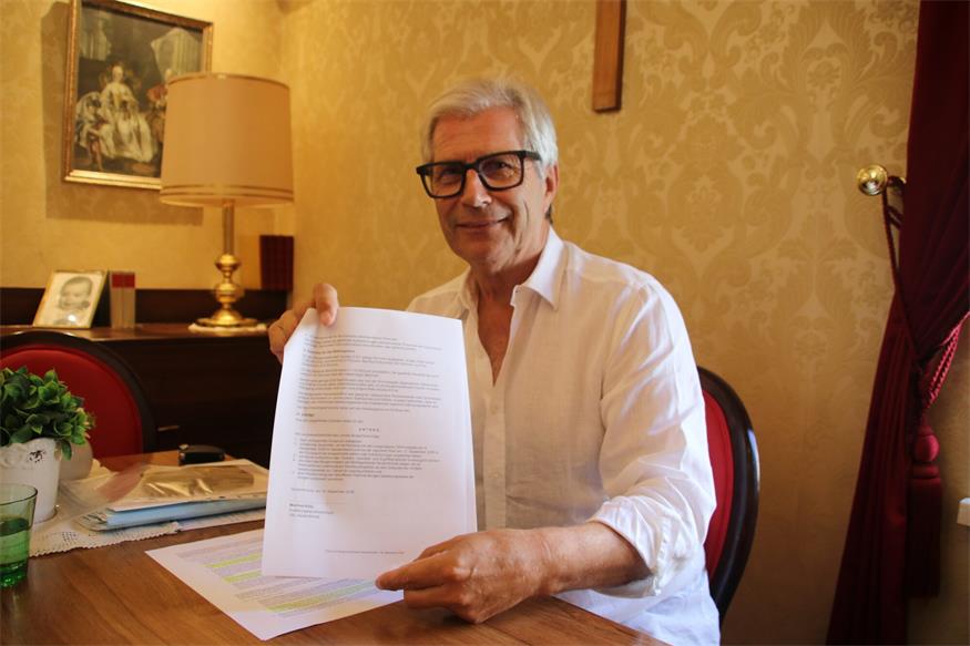 Manfred Kölly unterschrieb den Einspruch nicht, wird die Unterlagen aber dem Leiter der Gemeindewahlbehörde, dem die Amtsgeschäfte führenden Vizebürgermeister Jürgen Hofer übermitteln.
